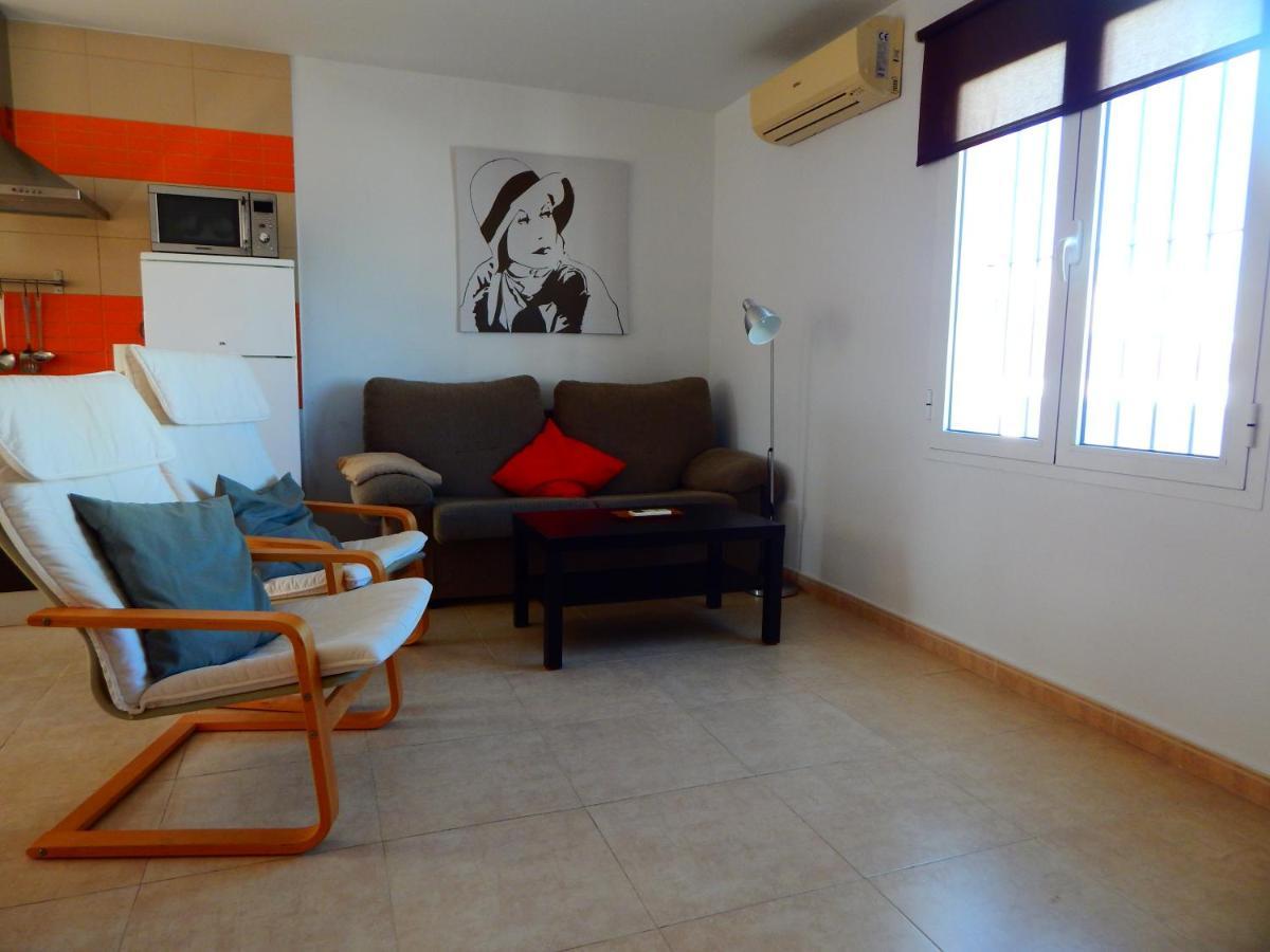 Apartamento Garcia lorca,solo familia y parejas Conil De La Frontera Exterior foto