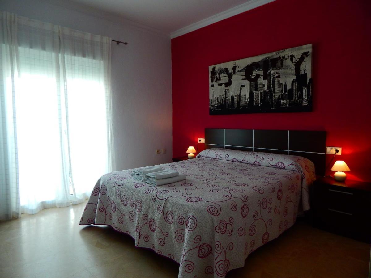 Apartamento Garcia lorca,solo familia y parejas Conil De La Frontera Exterior foto