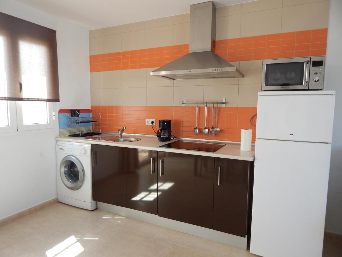 Apartamento Garcia lorca,solo familia y parejas Conil De La Frontera Exterior foto