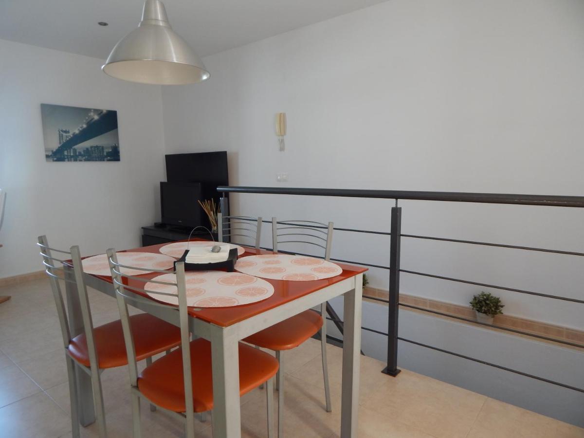 Apartamento Garcia lorca,solo familia y parejas Conil De La Frontera Exterior foto